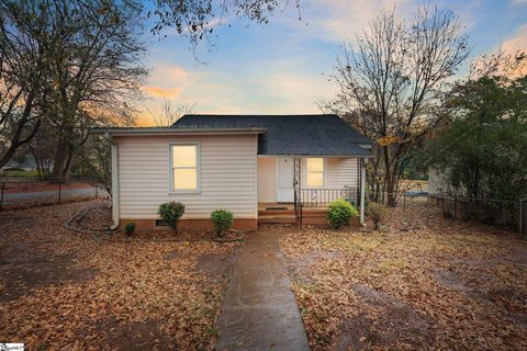 112 Lester Avenue