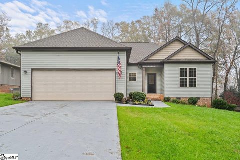 211 Tollgate Road sold home in The Cedars, Simpsonville, SC