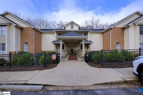 103 Swansgate Place