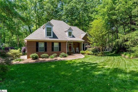 389 E Killarney Lake