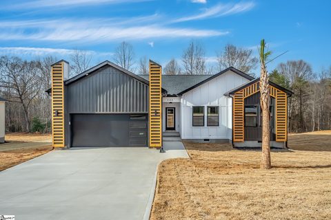 202 Anchor Road