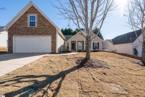 371 Hamilton Parkway