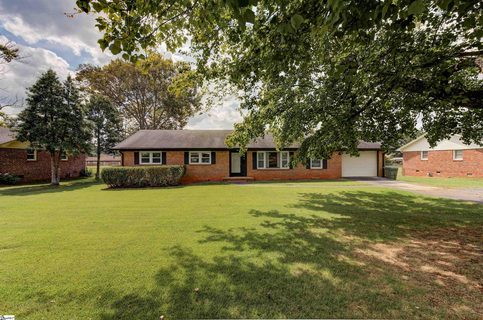 460 Bishop Drive sold home in Bishop Heights, Mauldin, SC