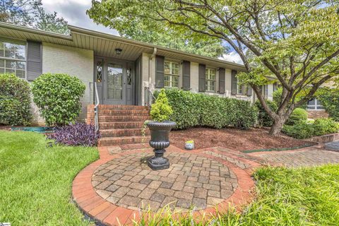 17 Shallowford Road