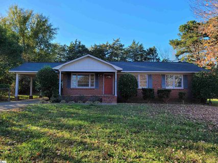 158 Woodridge Circle sold home in Windsor Park, Greenville, SC