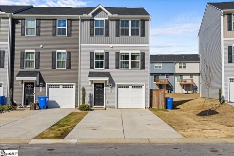 208 Maple Forge Trail