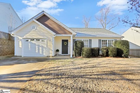 8 Red Shirt Court sold home in Hampton Ridge, Greer, SC
