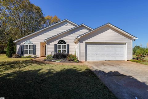 4 Grackle Court sold home in River Ridge, Simpsonville, SC