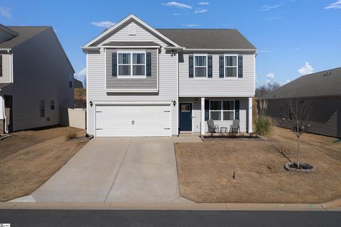 211 Darrowby Way