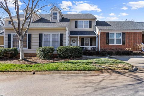 40 Wood Pointe Drive #7