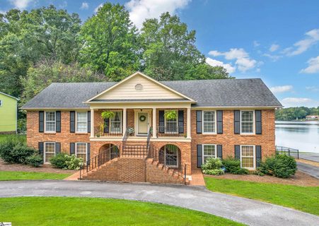 216 Winfield Drive