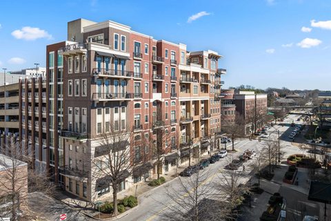 111 E Mcbee Avenue Unit 202 sold condo in The Bookends, Greenville, SC