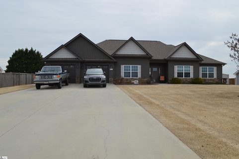 803 W Keepsake Lane