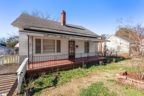 5 Furman Street