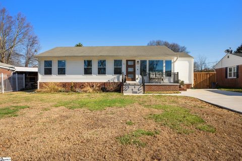 1 Farmington Road