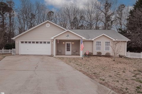 208 Dexter Bend Court