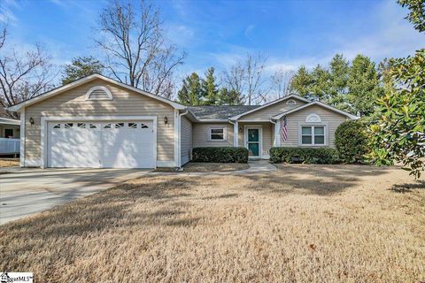 22 Woodtrace Circle