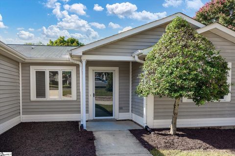 5 Hillview Drive
