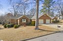 8 Fairoaks Drive sold home in Greenville, SC
