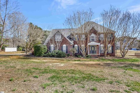 102 Wren Crossing Lane sold home in Wren Crossing, Easley, SC
