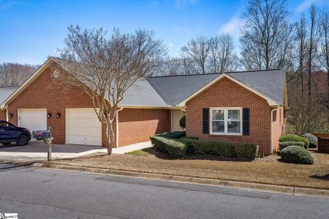 120 Fairoaks Drive sold townhome in Pelham Oaks, Greenville, SC
