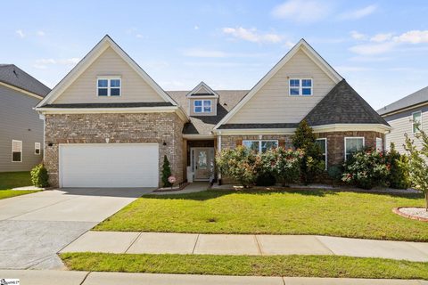 207 Lindstrom Court