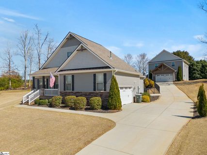 Previously sold for $570,000