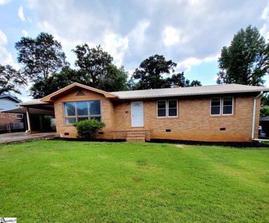 205 Ellington Drive sold home in Vanderbilt Hills, Spartanburg, SC