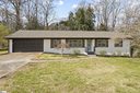 402 Brook Glenn Road sold home in Taylors, SC