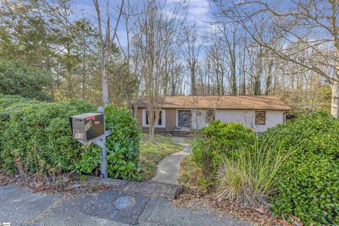 13 Woodberry Way sold home in Hollyvale, Greenville, SC