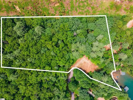 E 18 Lake View Court sold home in The Cliffs At Keowee Falls North, Salem, SC
