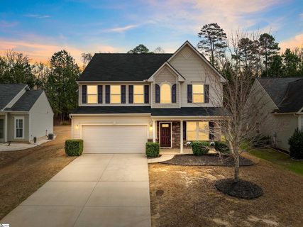 221 Creekside Way