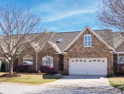 302 Hillsdale Drive