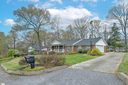 12 Elmwood Drive sold home in Taylors, SC
