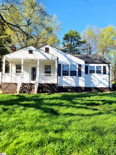 127 S Estate Drive sold home in Crestwood, Greenville, SC