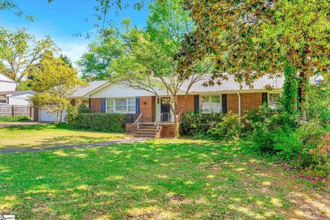 15 Yancey Drive sold home in Lake Forest Heights, Greenville, SC