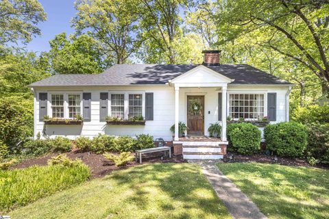 224 E Augusta Place