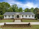 143 W Seven Oaks Drive sold home in Greenville, SC
