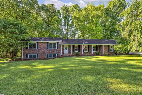 108 Forest Drive