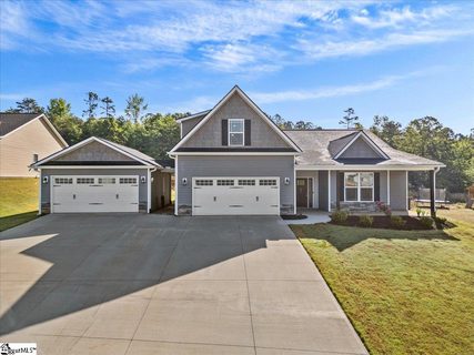 251 Inlet Pointe Drive sold home in Inlet Pointe, Anderson, SC