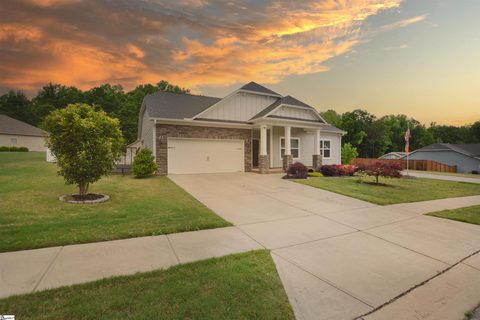 105 Donemere Way sold home in Tucker Branch, Fountain Inn, SC