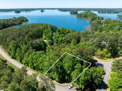 201 Wild Oak Court sold home in Waterford, Seneca, SC