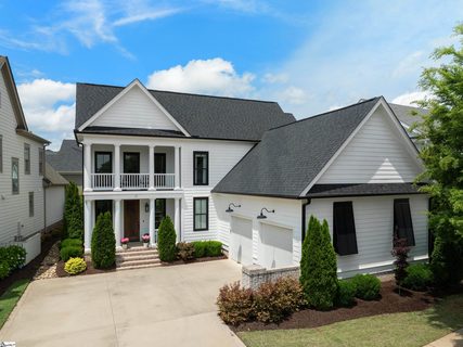 11 Verdae Crest Drive
