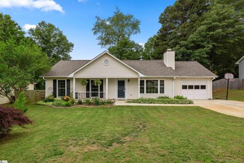 16 Chinaberry Lane sold home in Neely Forest, Simpsonville, SC