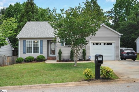 349 Riverside Chase Circle
