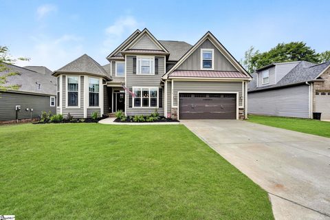 218 Kilburn Lane sold home in Grayson Pointe, Travelers Rest, SC