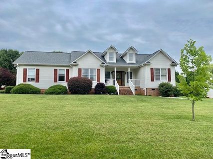 18 Brooke Lee Circle