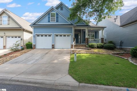 104 Hunters Way