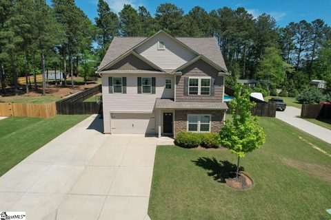 528 Bella Woods Trail sold home in Bella Woods, Inman, SC