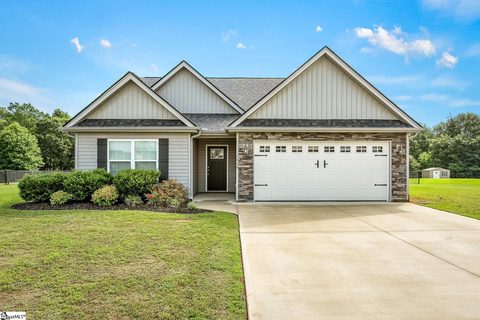 1019 Stoneham Circle